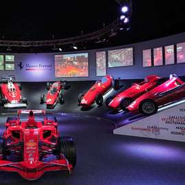 De Bologne : Excursion au Musée Ferrari avec billets et déjeuner