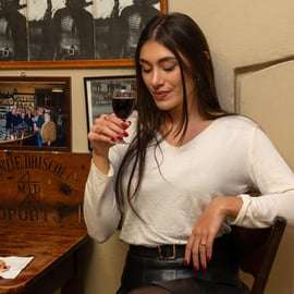Bologne : dégustation de vin dans l'une des plus anciennes auberges