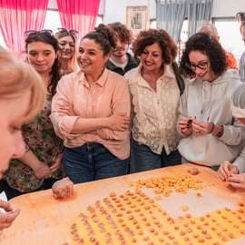 Eating Bologna Food & Wine Tour (en anglais)