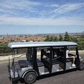 Bologne en voiturette de golf : visite privée de 3 heures entre lieux emblématiques et secrets