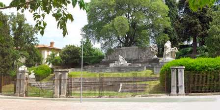 Piazza Carducci