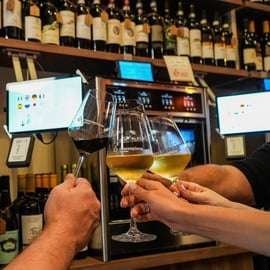 Dégustation de vin rouge de célébrité à la Bottega Botlé de Bologne