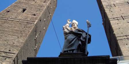 Statue de St. Petronio