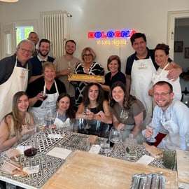Bologne : cours de maître sur les pâtes fraîches et dégustation de vins biologiques