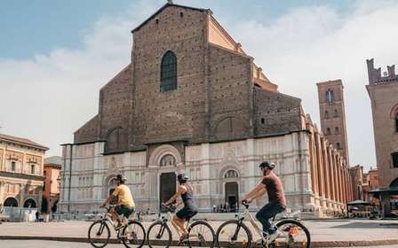 Bologne : visite à vélo du centre historique et des lieux secrets