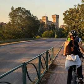 Collines authentiques de Bologne : location de vélo électrique premium et carte d'itinéraire