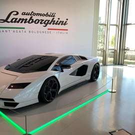 Bologne : musées Pagani, Ferrari et Lamborghini avec déjeuner