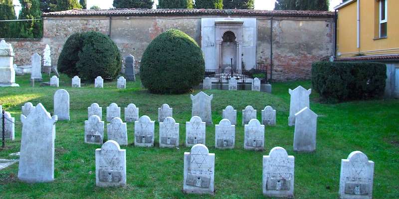 Cimetière juif de Certosa di Bologna