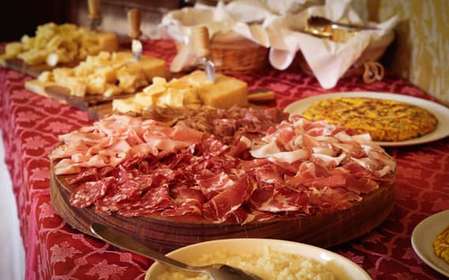 Modène : Vinaigre balsamique traditionnel de Modène D.O.P. Déjeuner