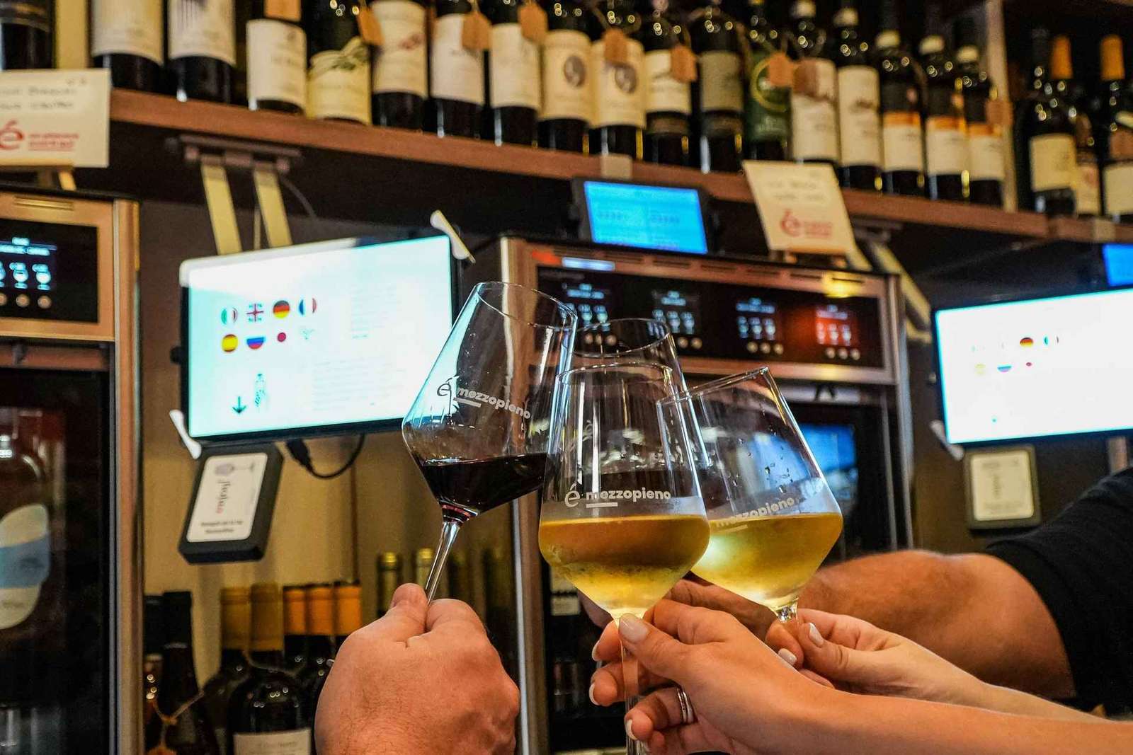 Dégustation de vin rouge de célébrité à la Bottega Botlé de Bologne
