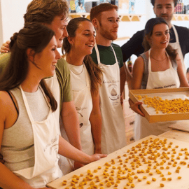 Mon cours de cuisine à Bologne : la véritable tradition bolognaise avec apéritif