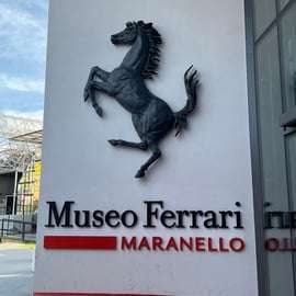Excursion à Bologne : Ferrari, Parmigiano, Balsamique avec déjeuner léger