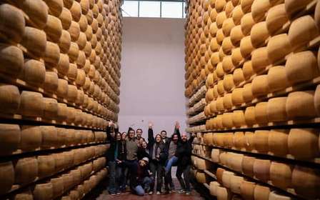 Vallée gastronomique de Bologne en petit groupe : usine, vignoble et déjeuner
