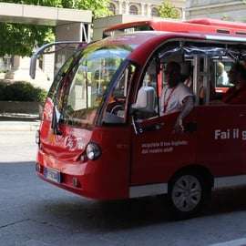 Bologne : visite privée en minibus électrique avec prise en charge à l'hôtel