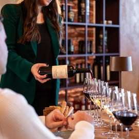 Bologne : visite d'une oliveraie et d'un vignoble avec dégustation de produits