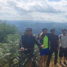 Bologne : visite guidée en E-Bike avec brunch ou Aperitivo