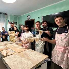 Authentique cours de bolognaise avec fabrication de tagliatelles et de tortellini