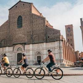 Bologne : visite à vélo du centre historique et des lieux secrets