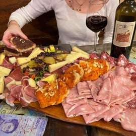 Butcher's Dinner pour deux personnes dans le quartier bohème de Pratello à Bologne