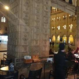 Bologne : visite guidée nocturne à travers la ville