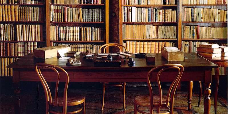 Bibliothèque de Casa Carducci