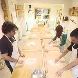Bologne : cours de cuisine : tortellini et apéritif