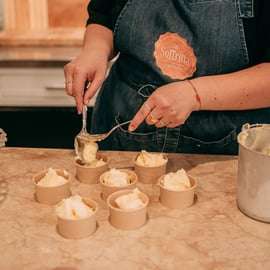 Cours de fabrication de glaces dans le centre-ville de Bologne École de cuisine