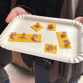 Visite culinaire à Bologne, expérience œnogastronomique avec un chef local