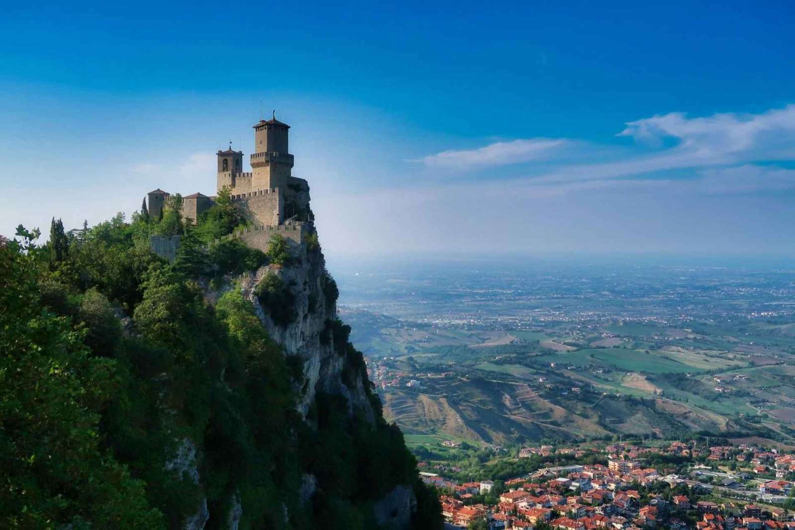 Au départ de Bologne/Ravenne : visite privative de Saint-Marin avec guide